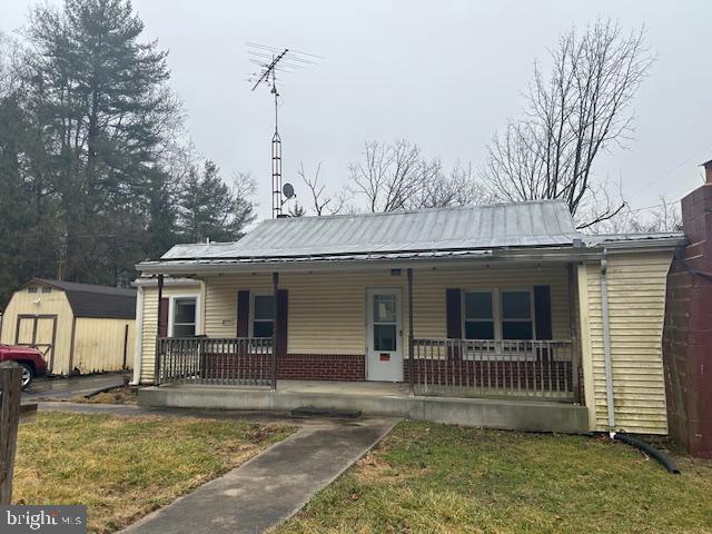 2303 Chestnut Grv Rd  