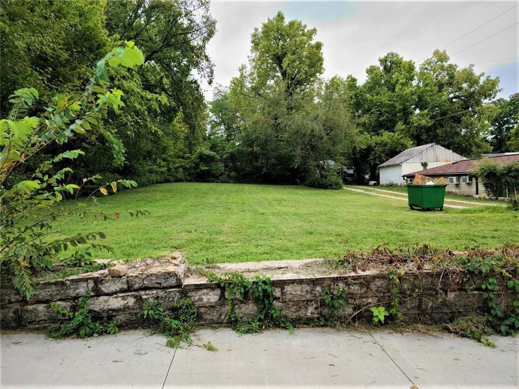 Fort Scott Real Estate 914 E Wall Street KS 66701 4,500