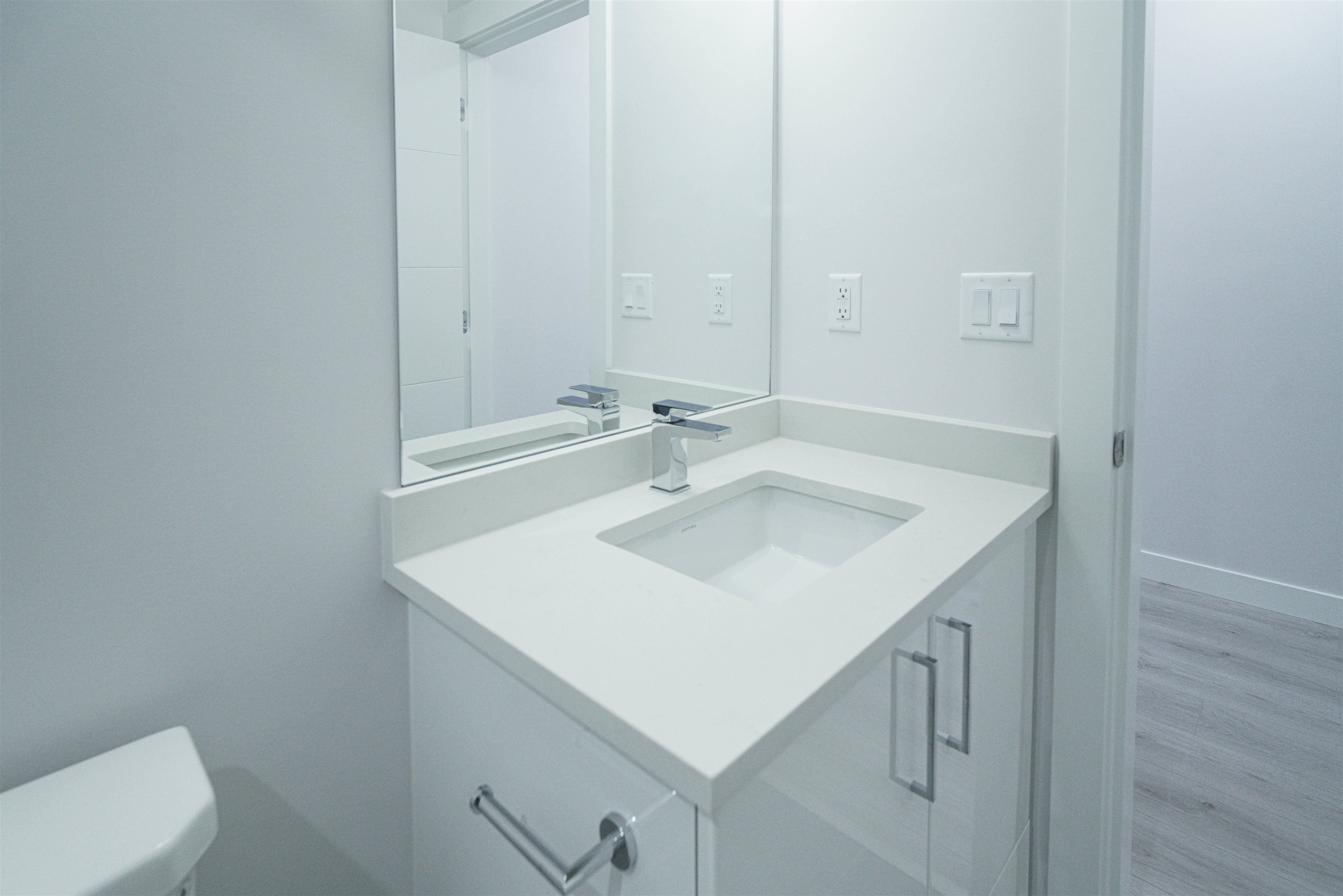 32690 14th Avenue 225