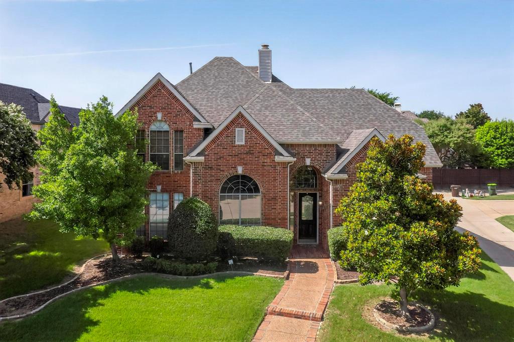 Beautifully Maintained 4-Bedroom, 3-Bath Home in Plano – Frisco ISD!

Nestled on a peaceful cul-de-sac lot with serene views of a creek and greenbelt, this move-in-ready home offers 4 spacious bedrooms and 3 full bathrooms in the highly sought-after Frisco ISD. Enjoy direct access to a park, a scenic hiking and biking trail just steps away.
The first floor features a spacious primary suite with a private bathroom, a secondary bedroom with a full bath, a large family room, a formal living room, and an elegant dining room. The open-concept kitchen flows into the family room and includes granite countertops, a large island, gas cooktop, and stainless steel appliances. Bright natural light pours through expansive windows, enhancing the home's warm and inviting feel.
Upstairs, you’ll find two additional bedrooms, a full bathroom, a game room, and a media room—perfect for entertainment and family gatherings. Dual wrought iron staircases offer both style and functionality, with open views connecting the two floors.
Additional highlights include a new roof, an excellent fence, and walking distance to Riddle Elementary and a few minutes driving to Basis school.  Conveniently located near Legacy West, Dallas North Tollway, Sam Rayburn Tollway (121), Stonebriar Mall, and other premier shopping and dining destinations.
The property is available for sale or lease. Don’t miss this exceptional opportunity!