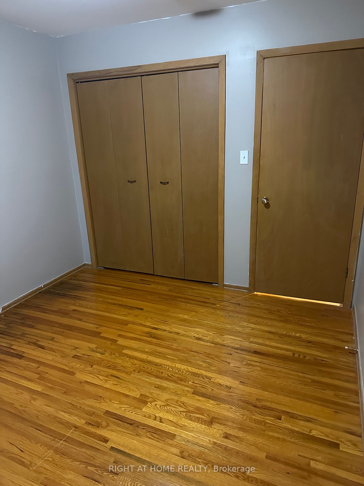 61 Dunnett Blvd