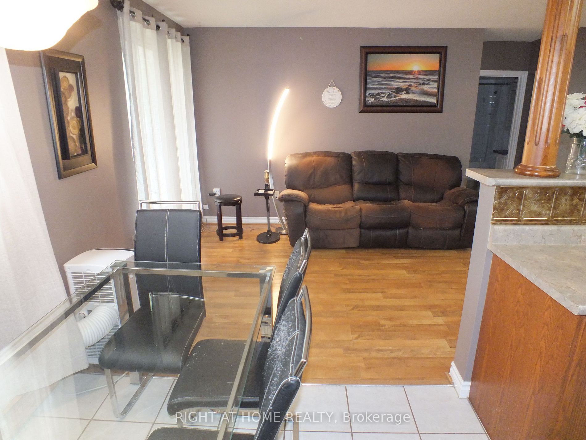 851 Queenston Rd 103