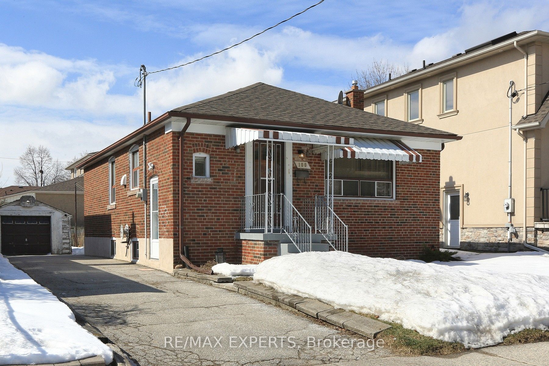 100 North Carson St UPPER