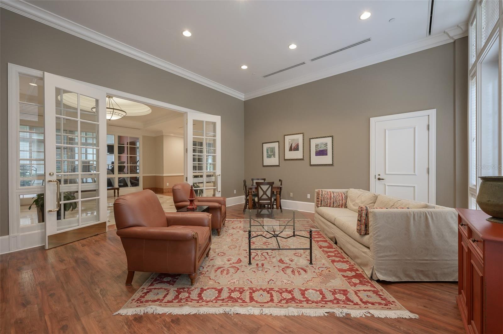 750 N Tamiami Trail 314