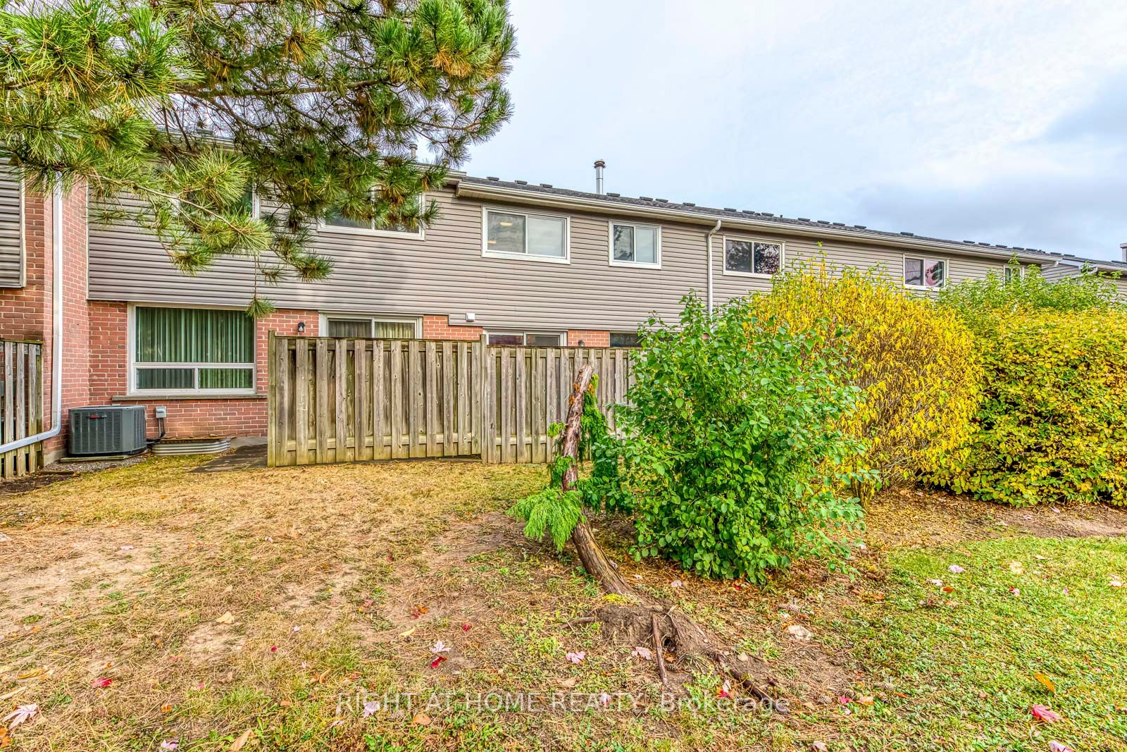 3125 W Fifth Line 76