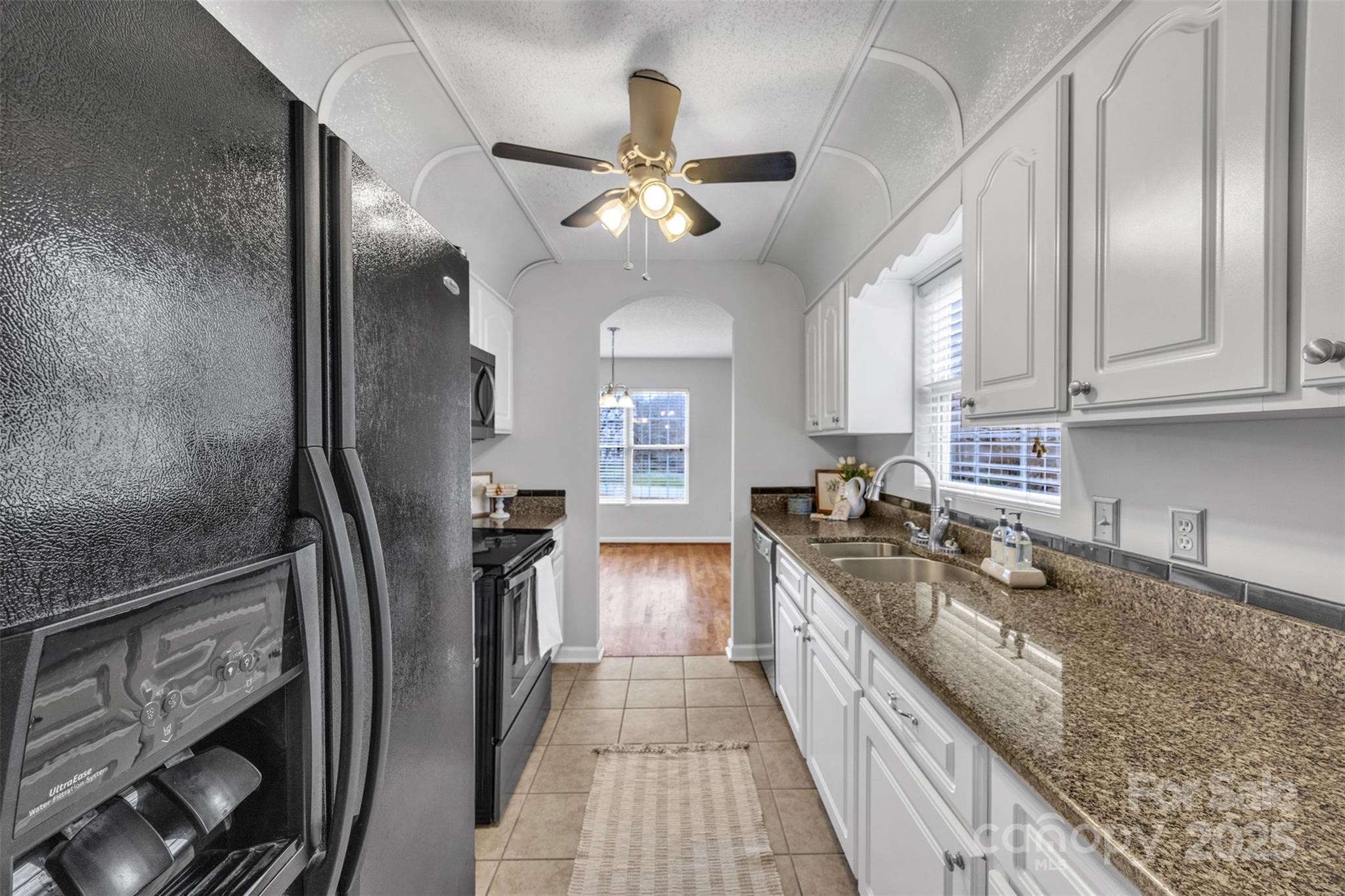 552 Meadowridge Drive