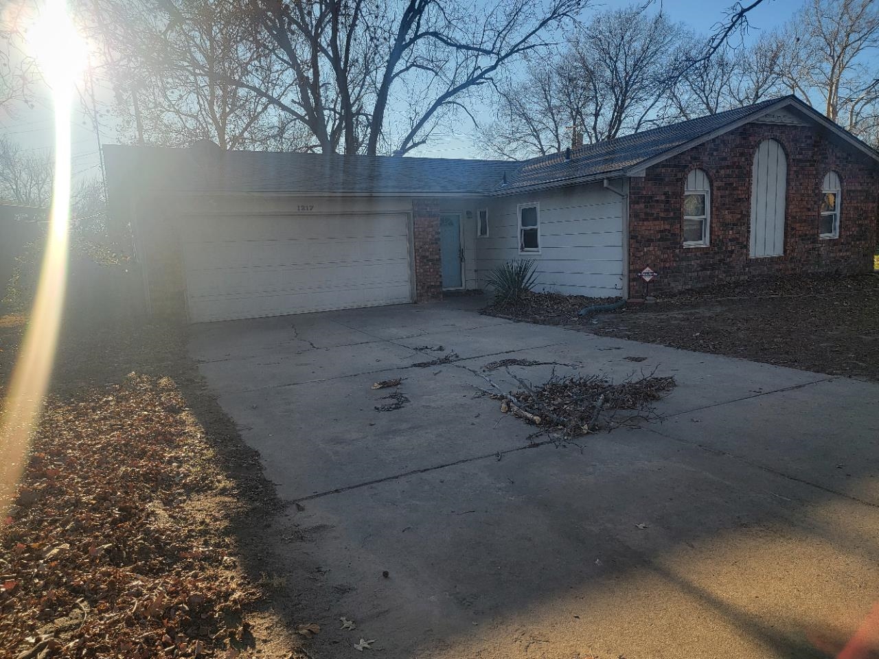 Investor special!!!  Looking for your next flip or rental in Mulvane?  This 3 bed 1 and 1/2 bath is ready for you.  Home has been cleaned out and ready for rehab.  Please no FHA or VA loans.  Conventional or Cash only.