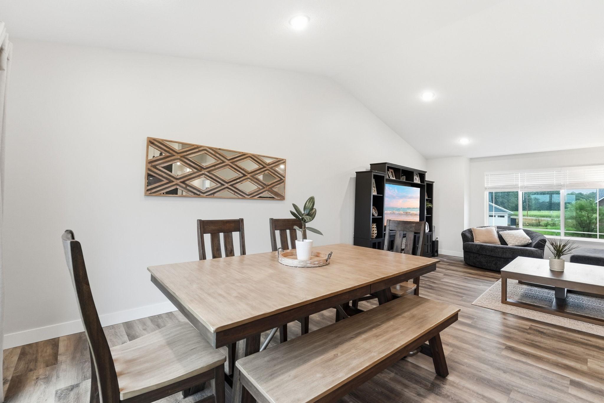 1013 26th Street Loop N