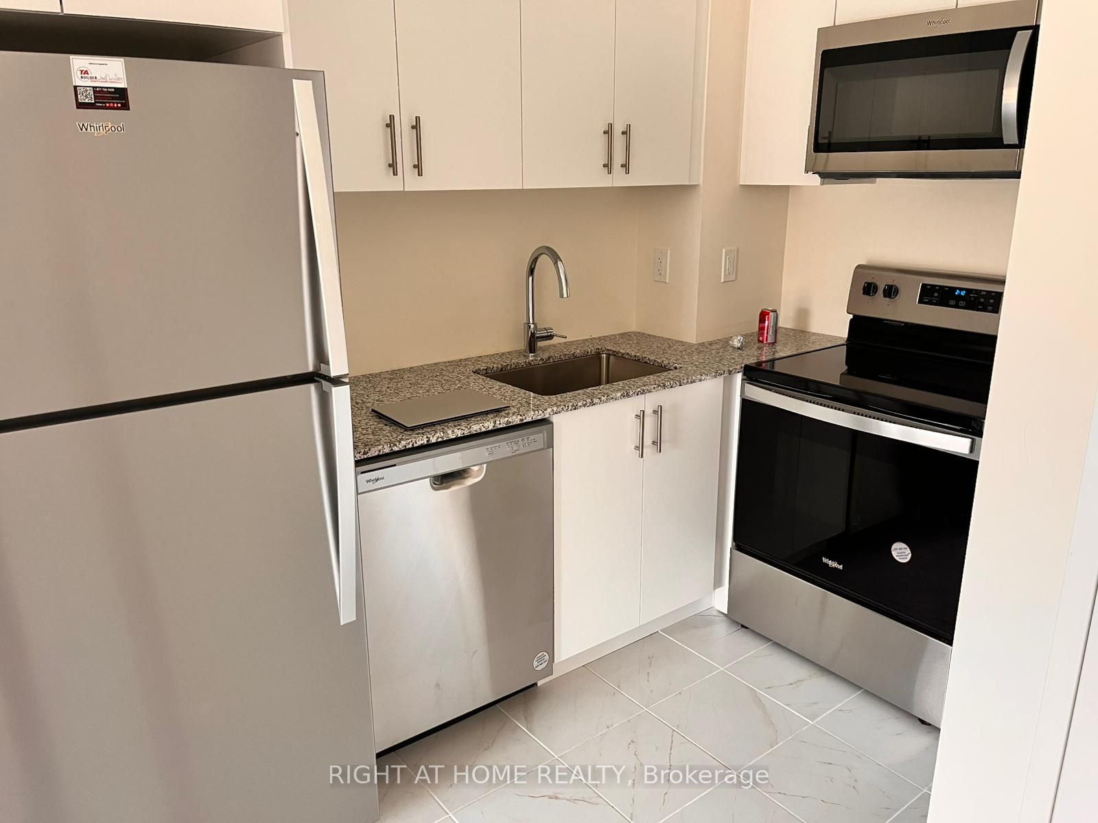 245 Mclevin Ave 19
