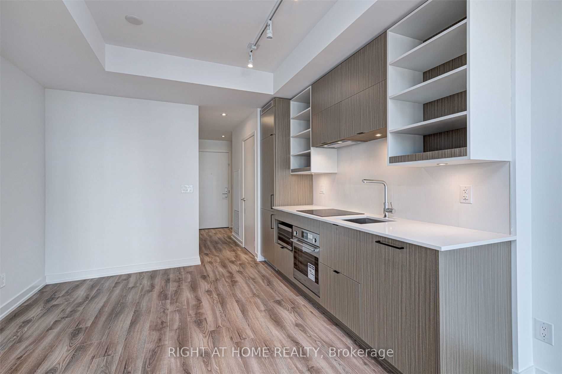 20 Edward St 924