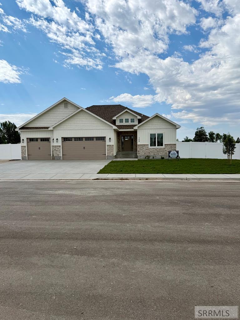 360 Meadow Walk Dr