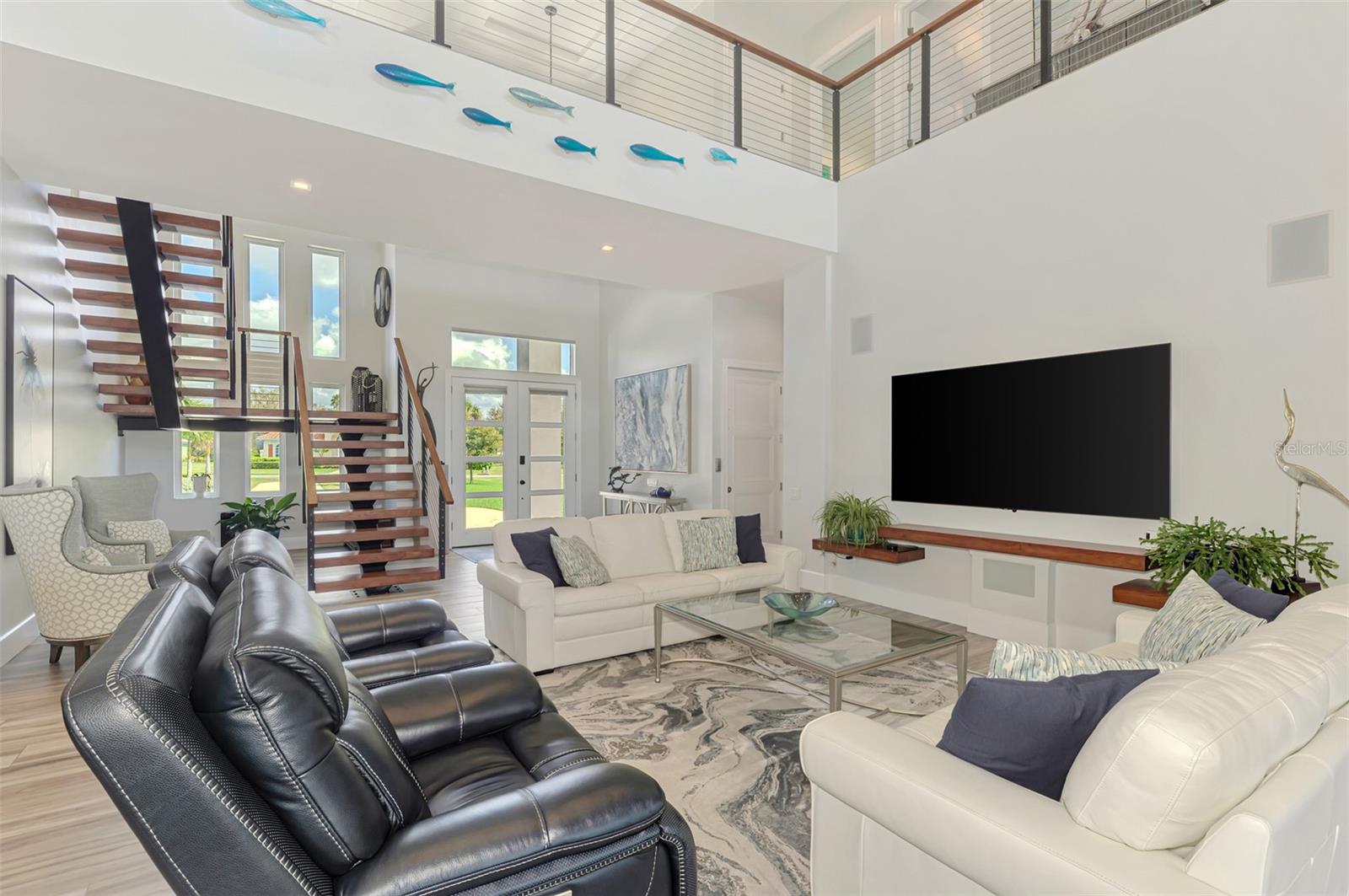 3051 Rivershore Lane