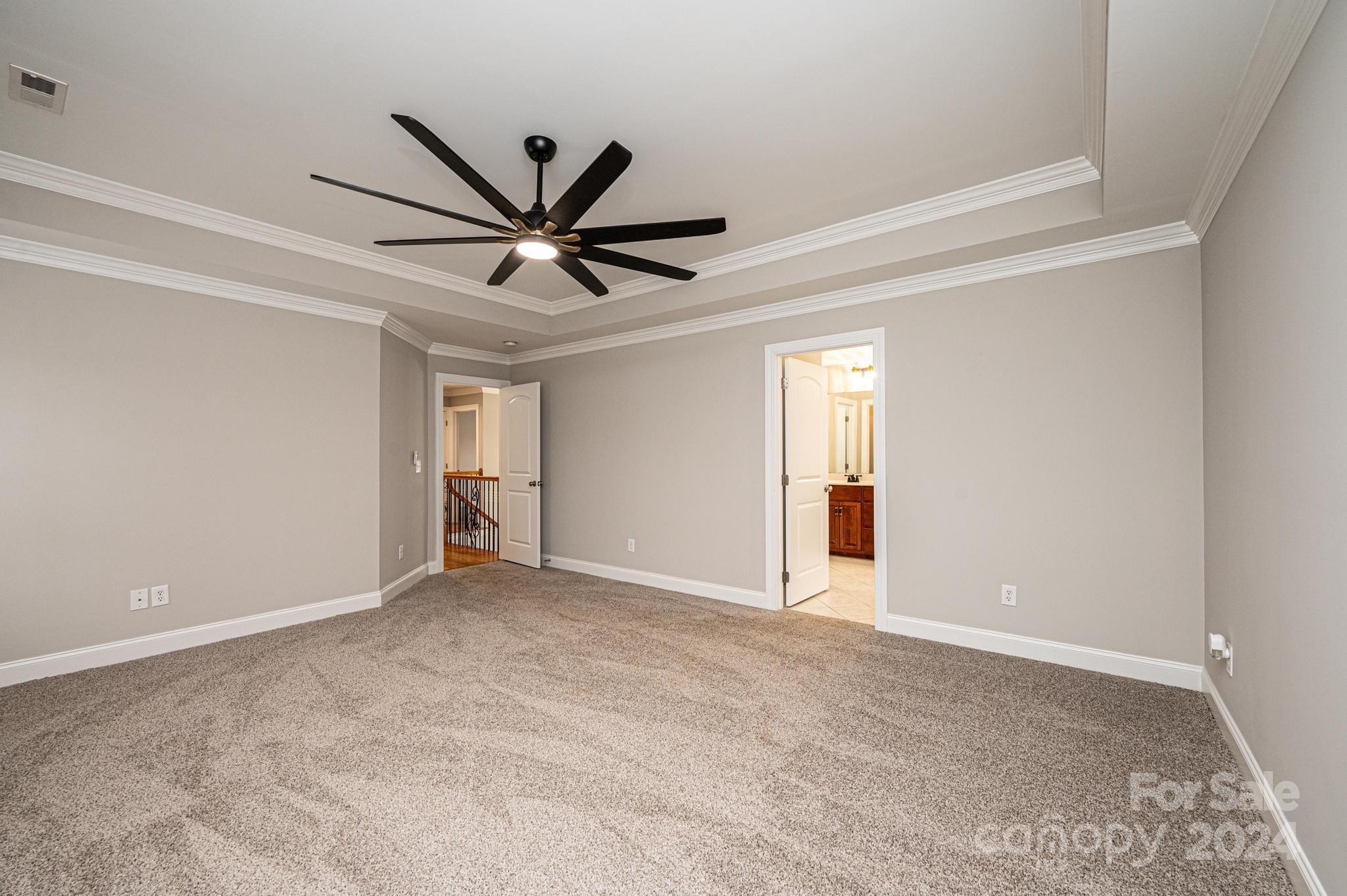 1021 38th Avenue NE 30
