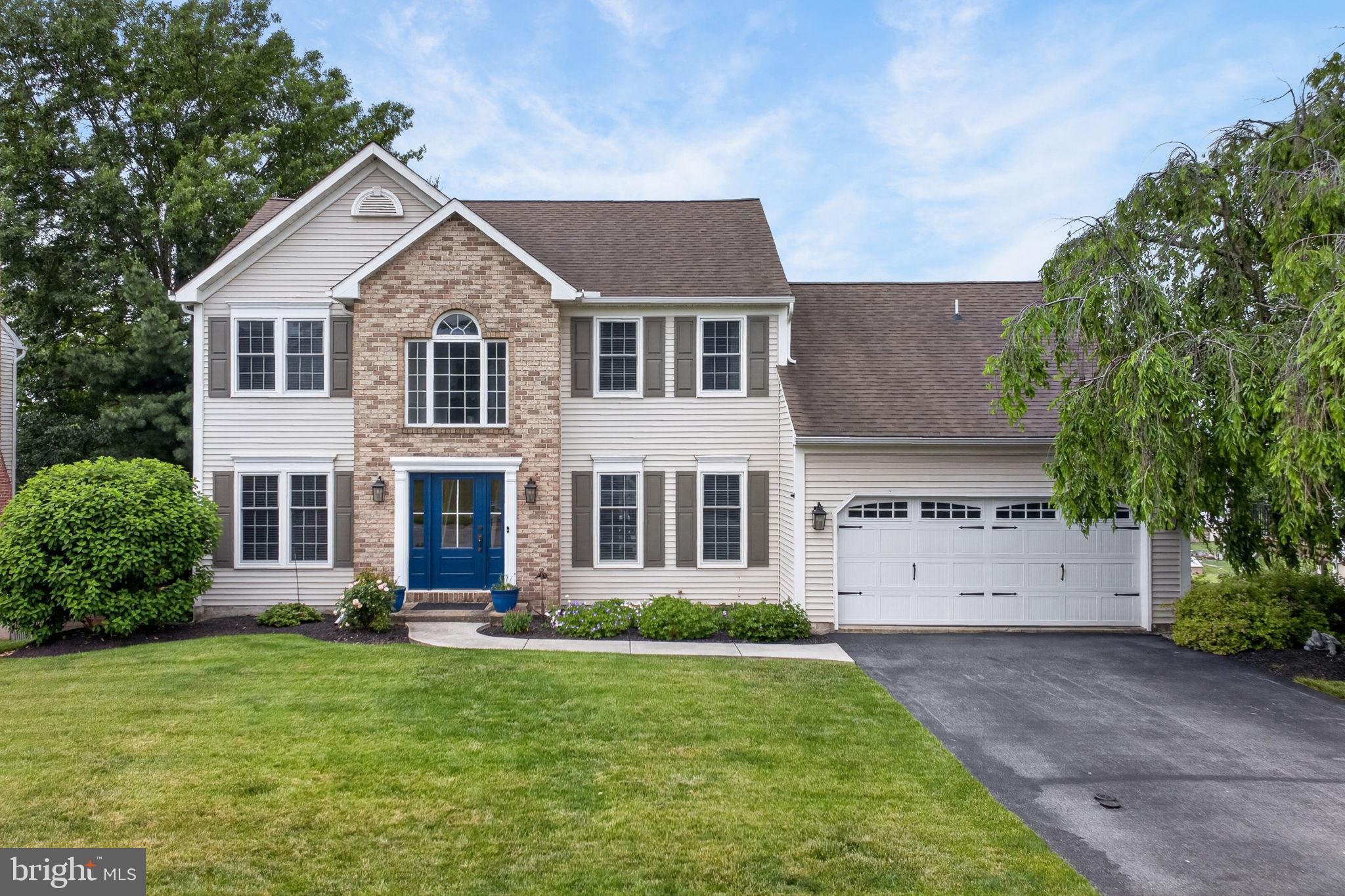 112 Hawthorne Drive
