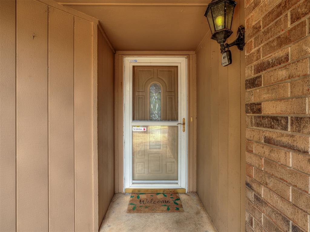 3BR / 2BA Home in NW OKC! 3 Spacious Bedrooms, 2 Full Bathrooms, Bright open layout and functional kitchen, Priced well in As-Is condition, Ready to make it yours!  Nice size back yard...Schedule your showing today!