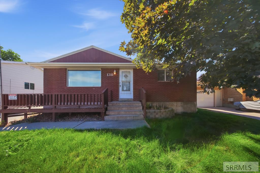 1311 Monte Vista Drive