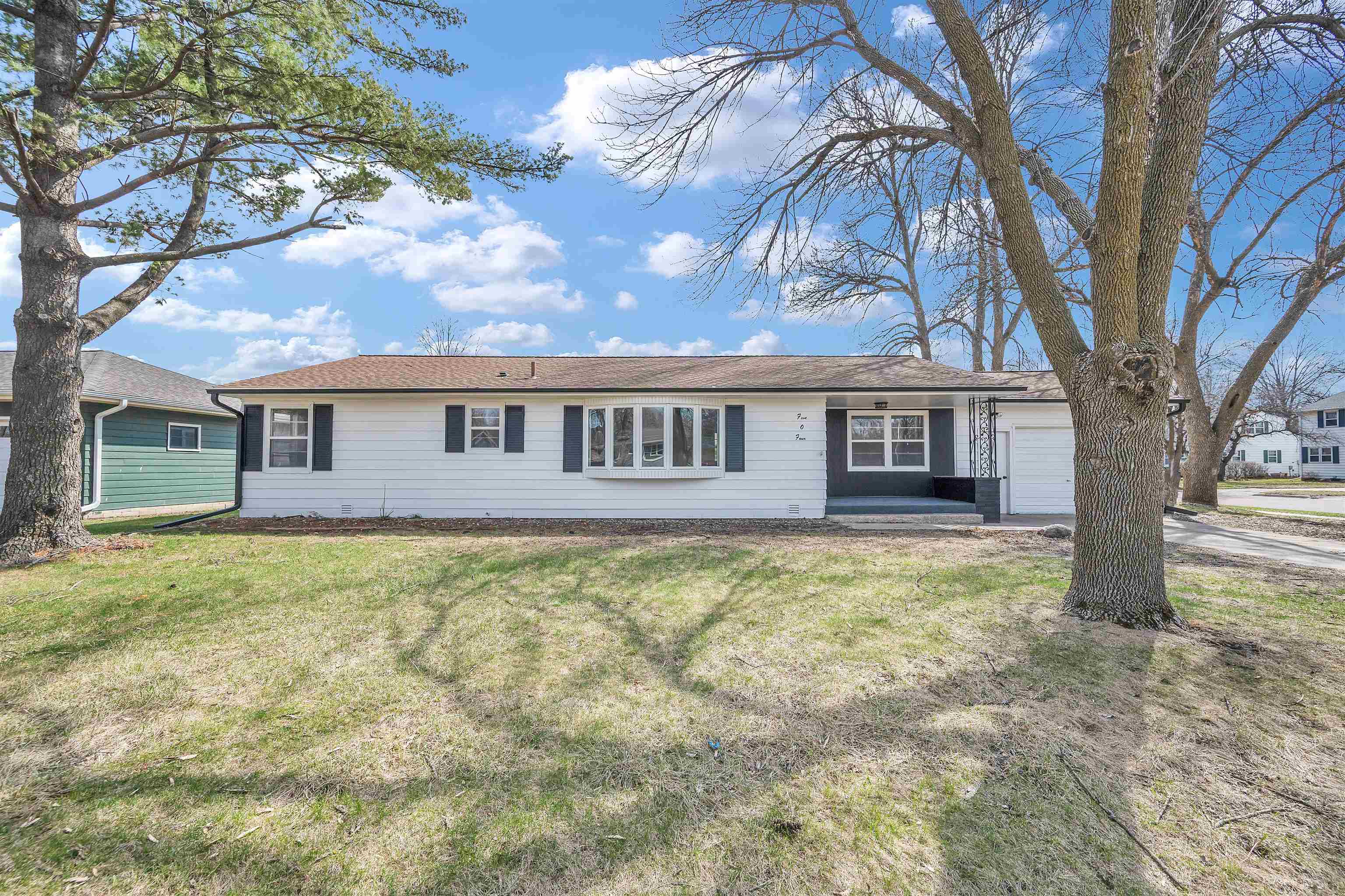 504 Elmwood Drive