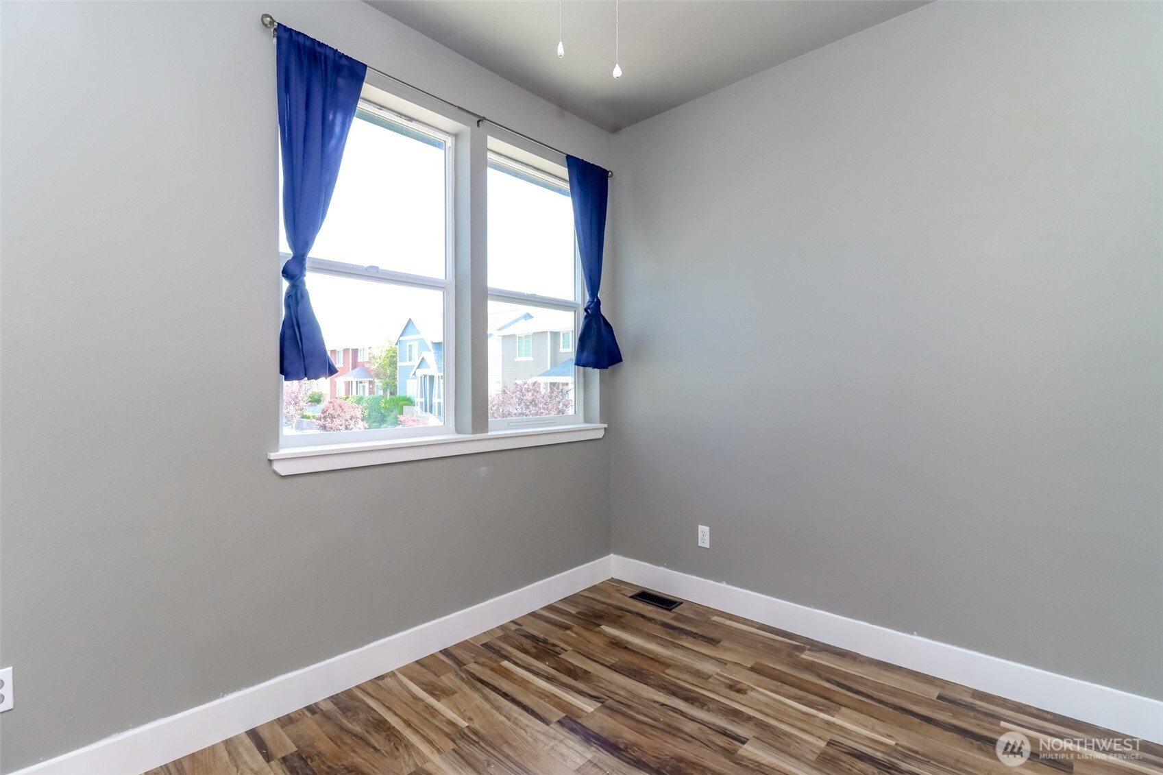 301 Wild Rose St