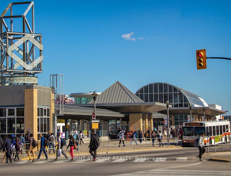 339 W Rathburn Rd 2011