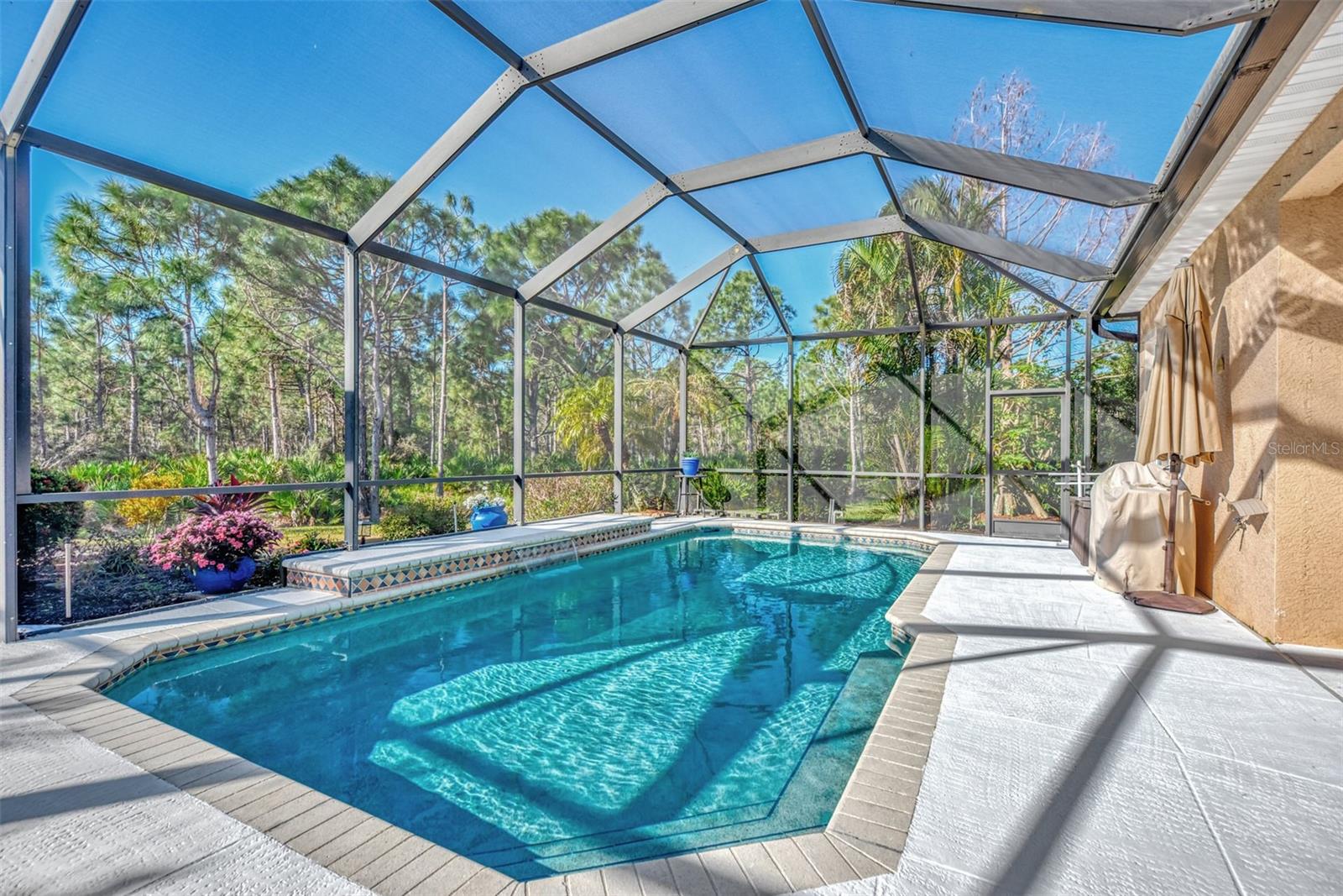 2803 Sawgrass Court