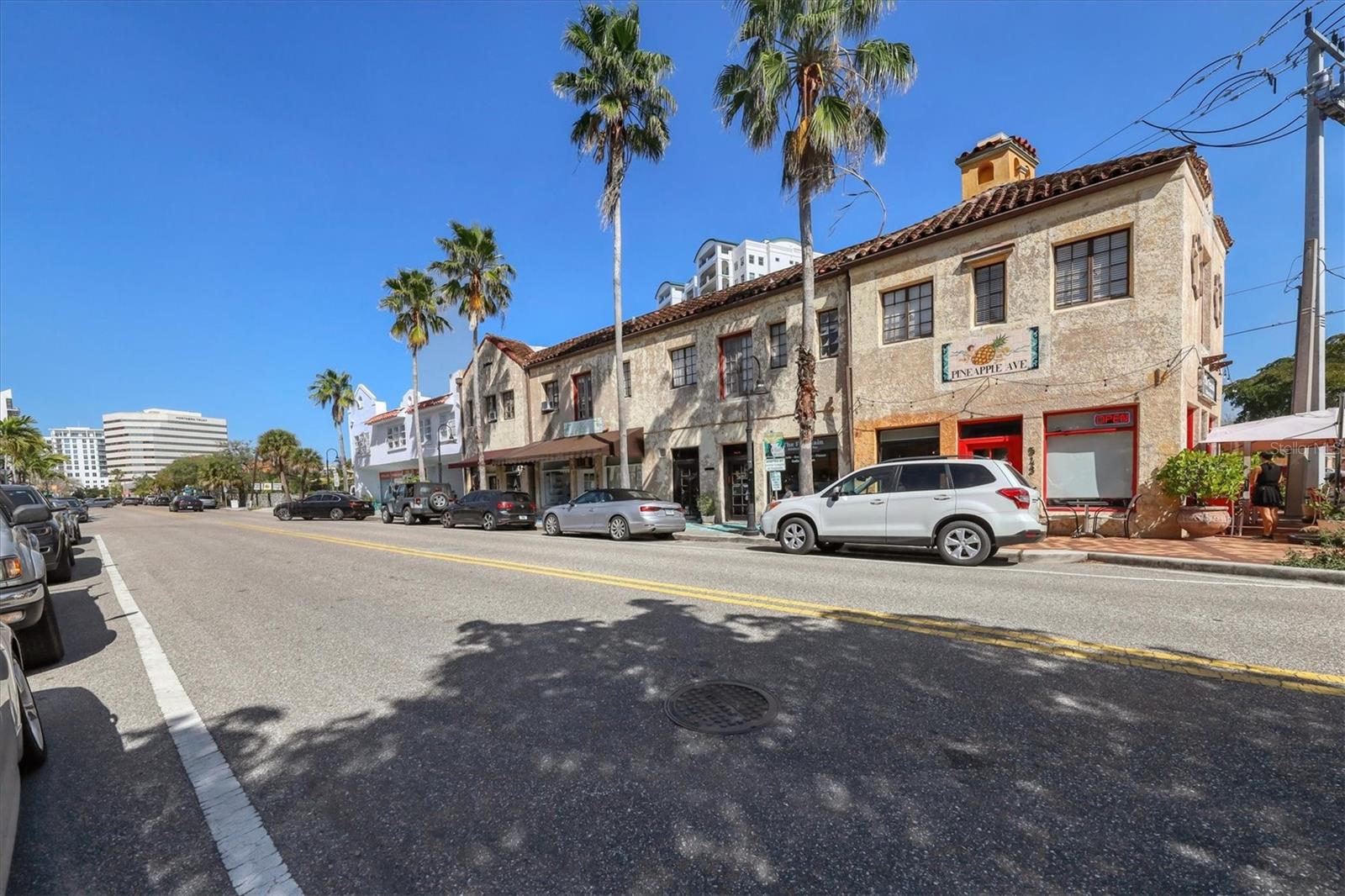 635 S Orange Avenue 404