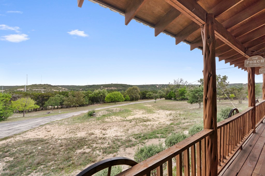 1341 Ranchero Rd