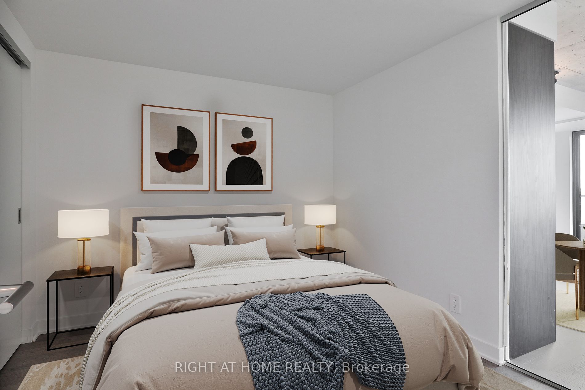 2720 W Dundas St 512