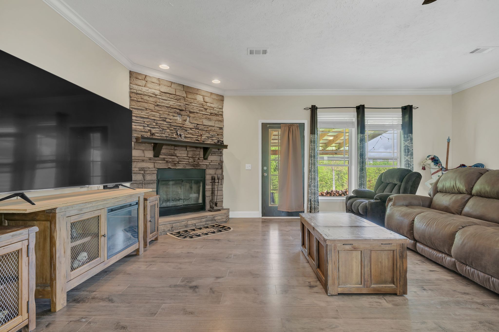 520 Young Rd