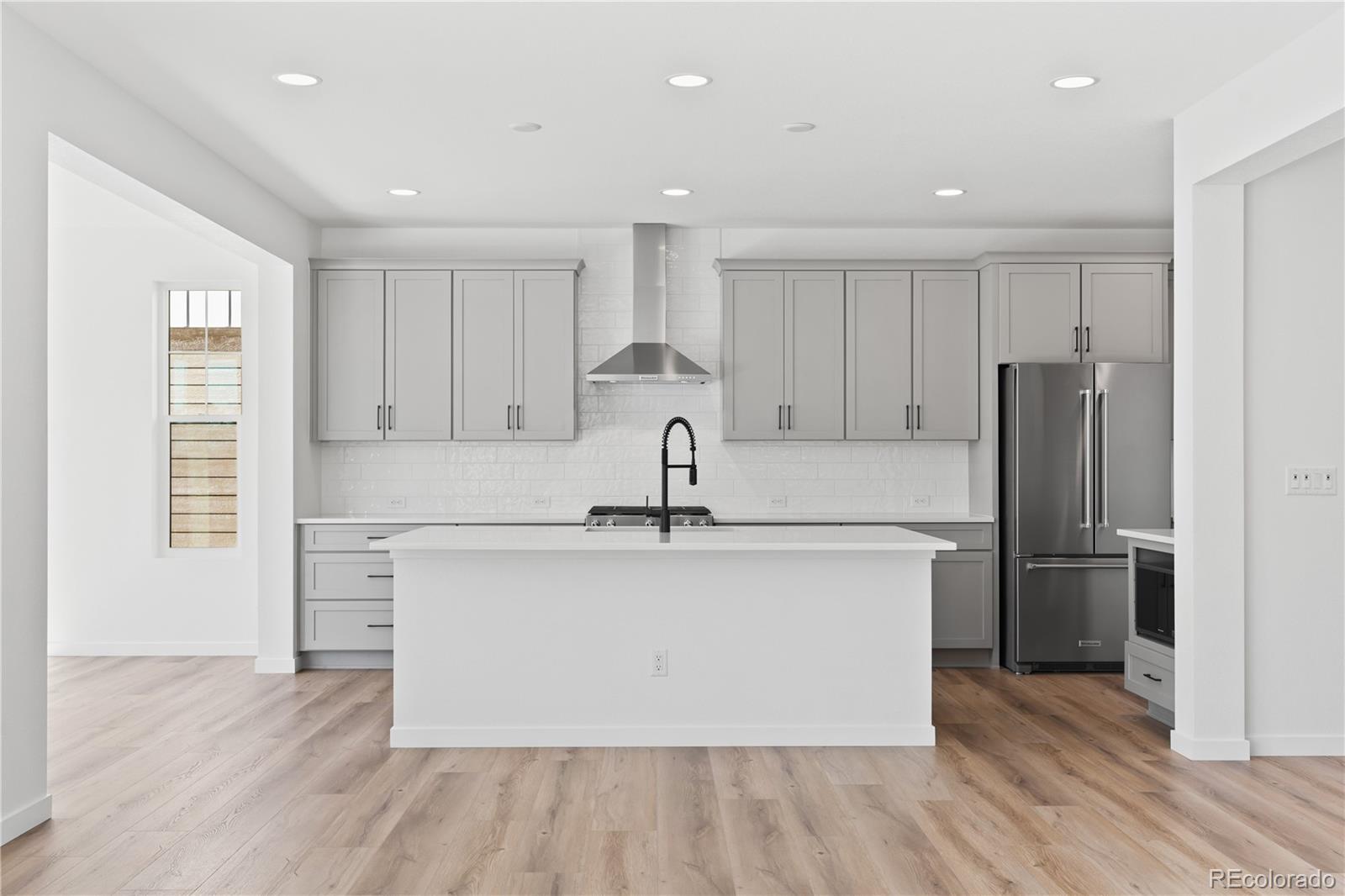 8892 Springsong Lane