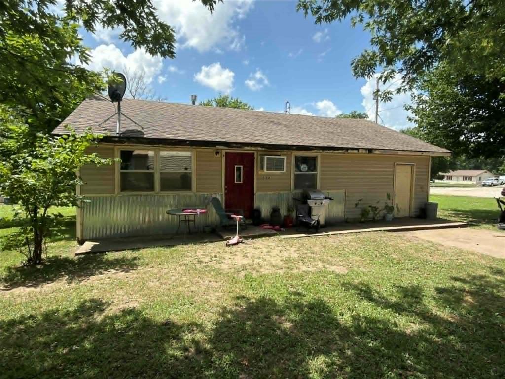Looking for a live-in project home? Here's a great opportunity!! Located an hour south of KC area. Owner started remodel, ready for your finishing touches. 3 bedroom, 1 bath, lots of potential.