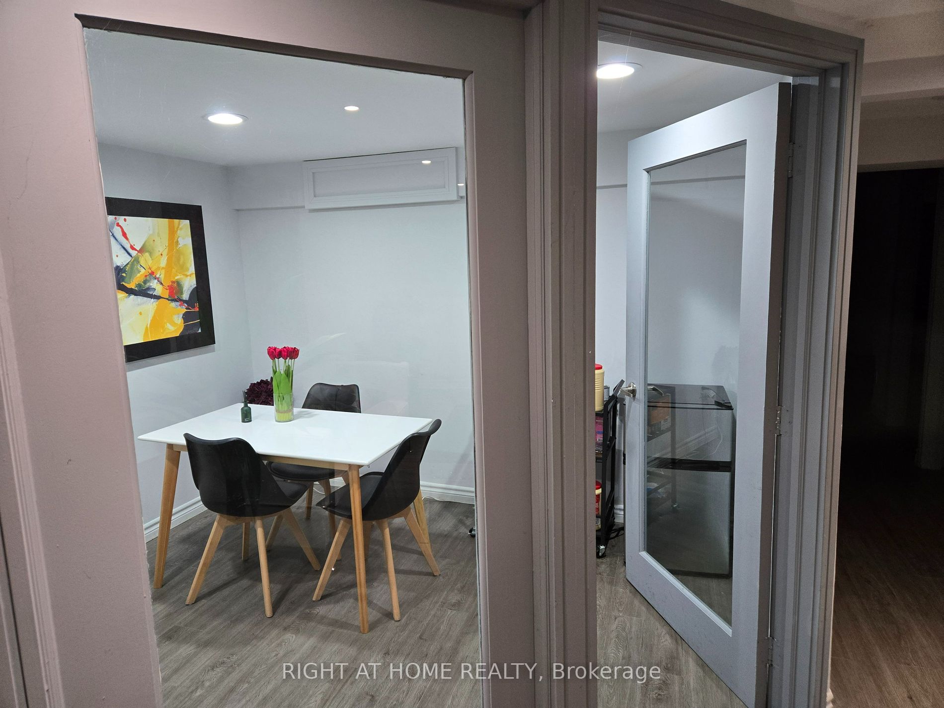 10014 N Yonge St Basment