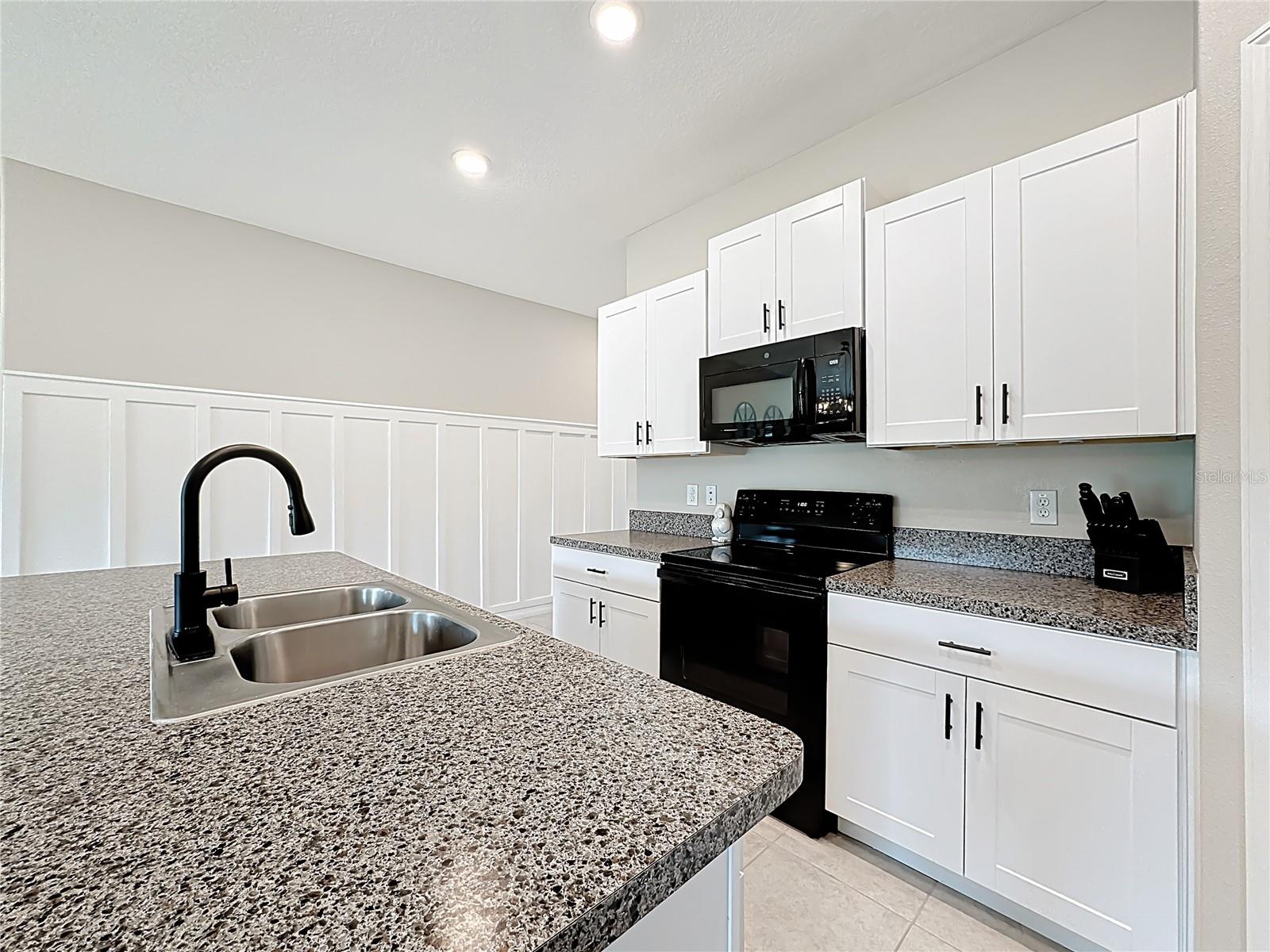 4449 Eternal Prince Drive
