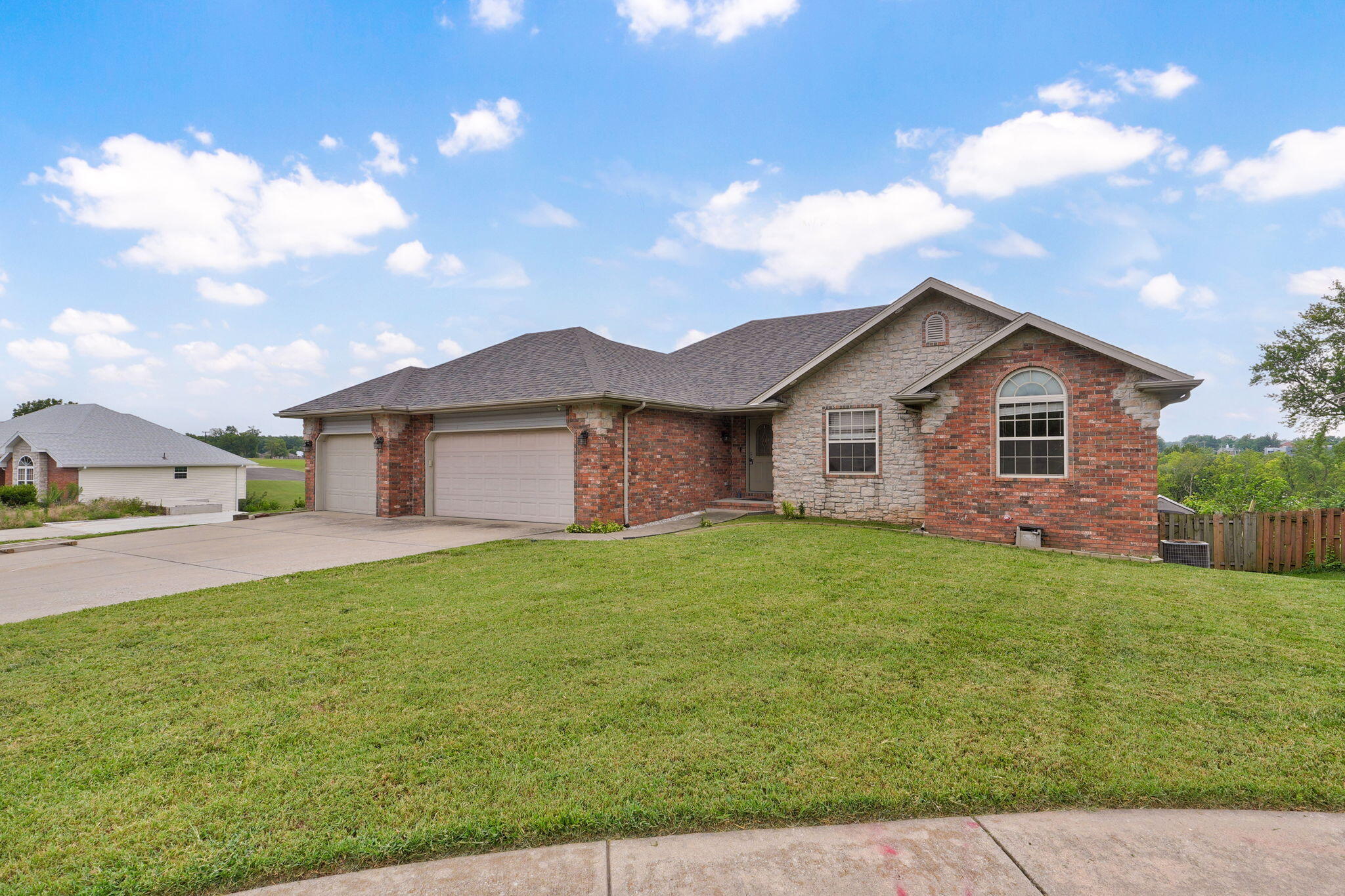 3582 N Thistlewood Court