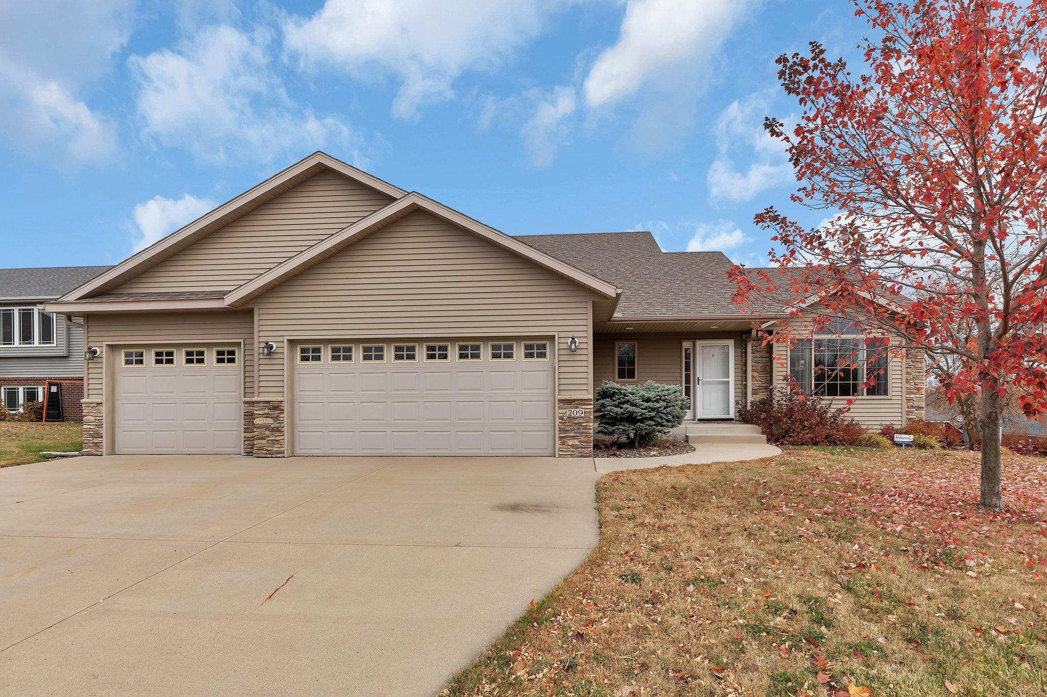 209 Iverson Street W