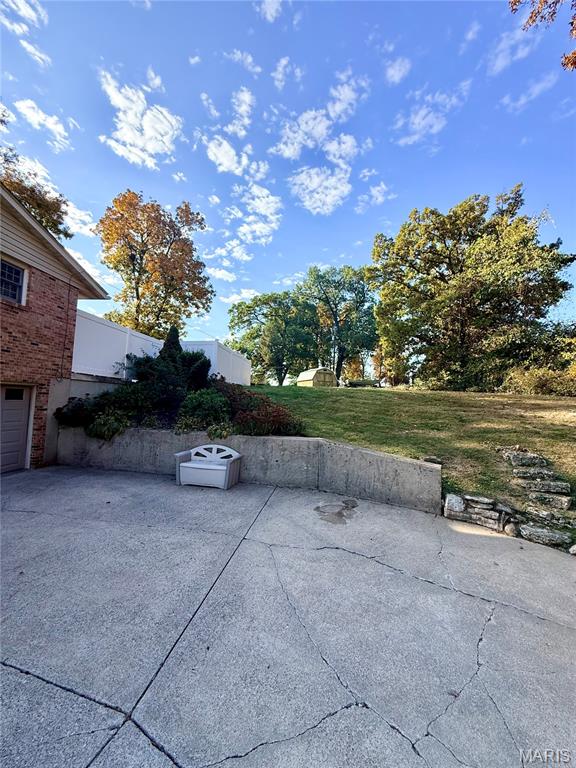 25 Coachlight Drive