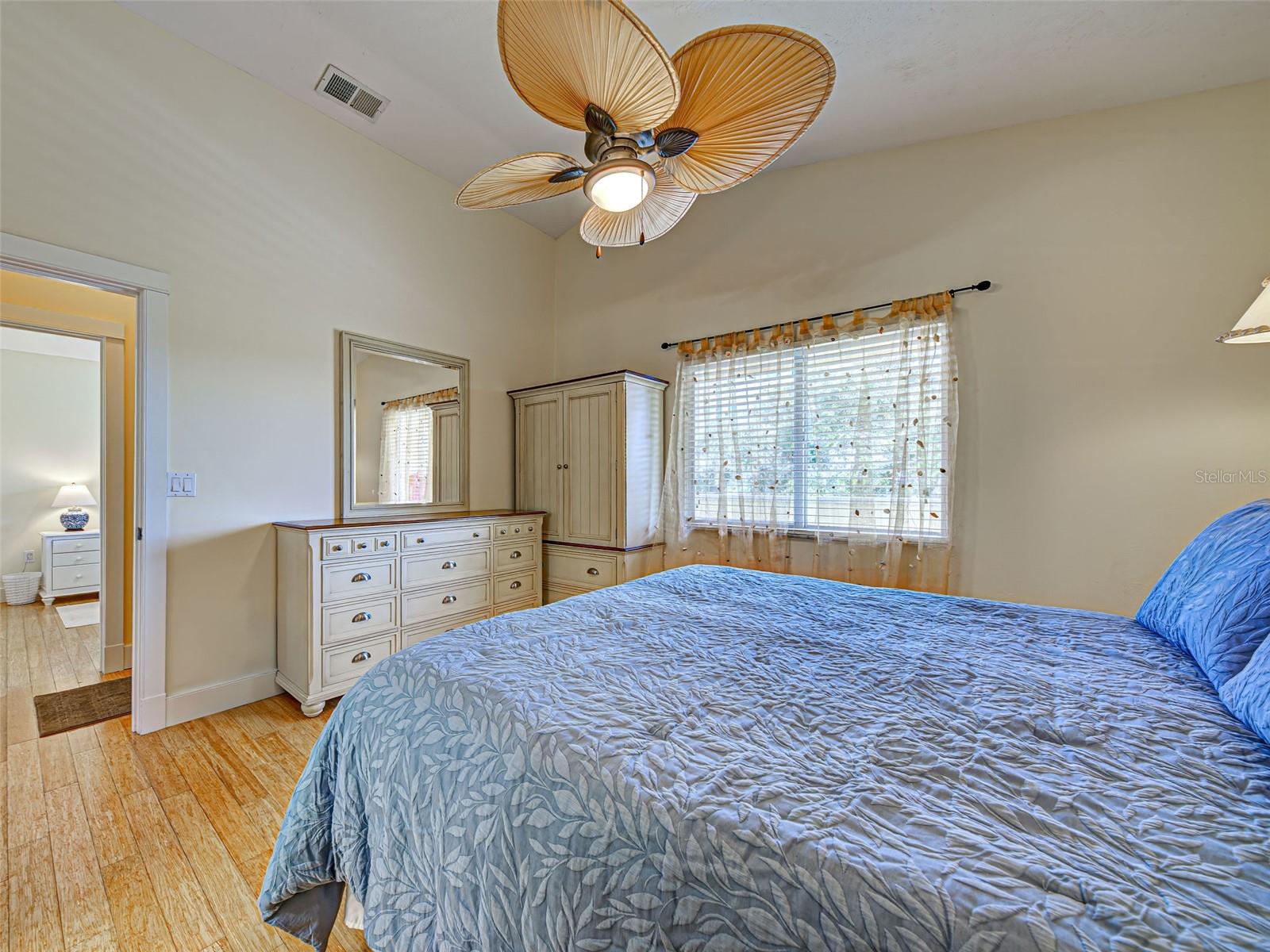 109 Bayshore Road 5