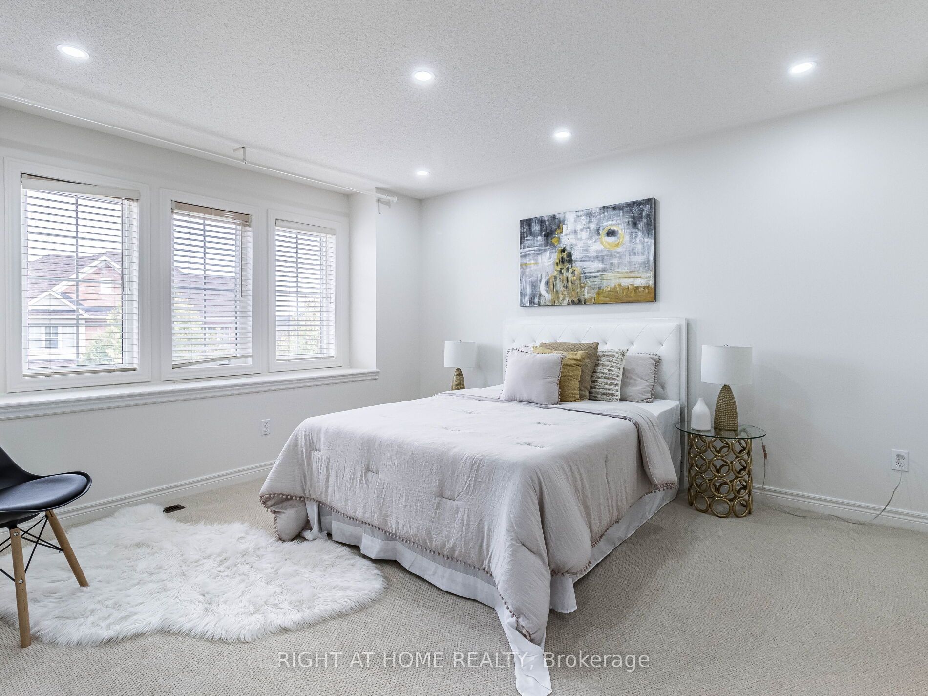 280 Wrigglesworth Cres