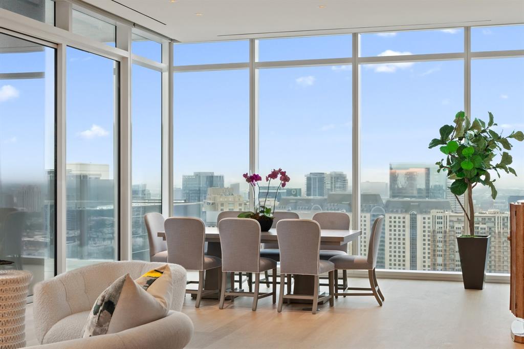 1747 Leonard Street 2402