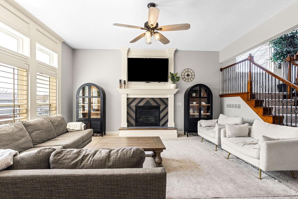 9709 N Farley Avenue