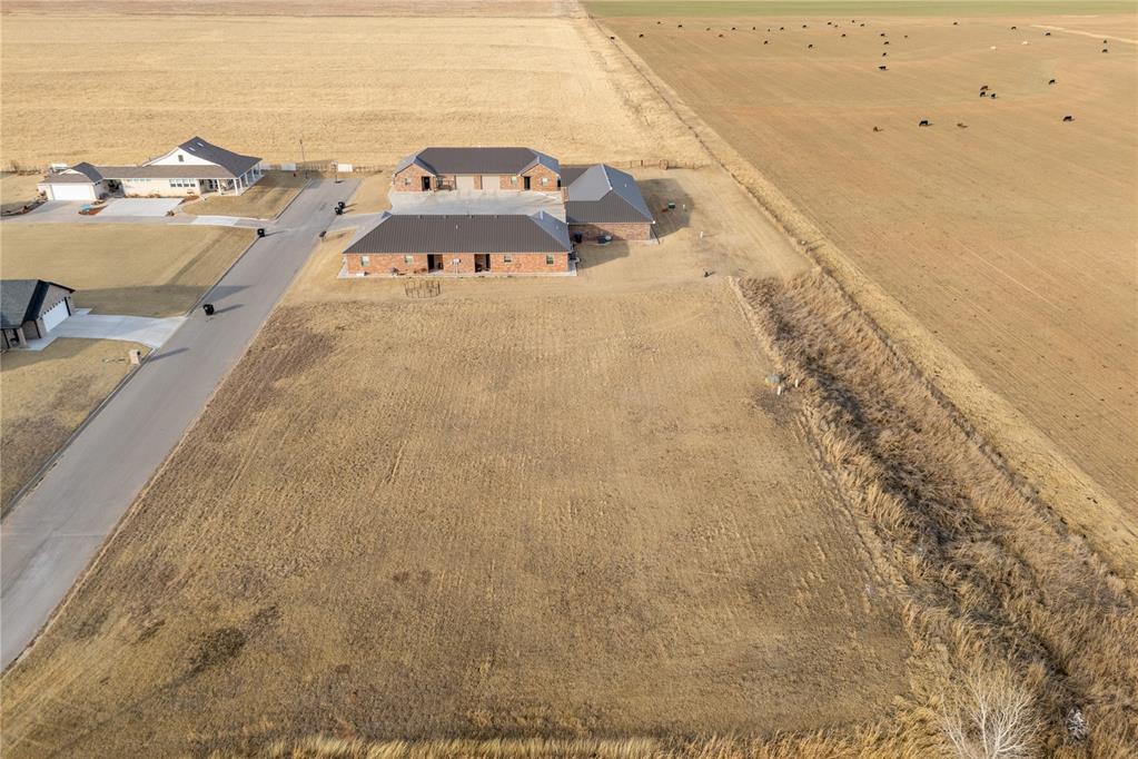 1006 Johnny Klaassen Drive