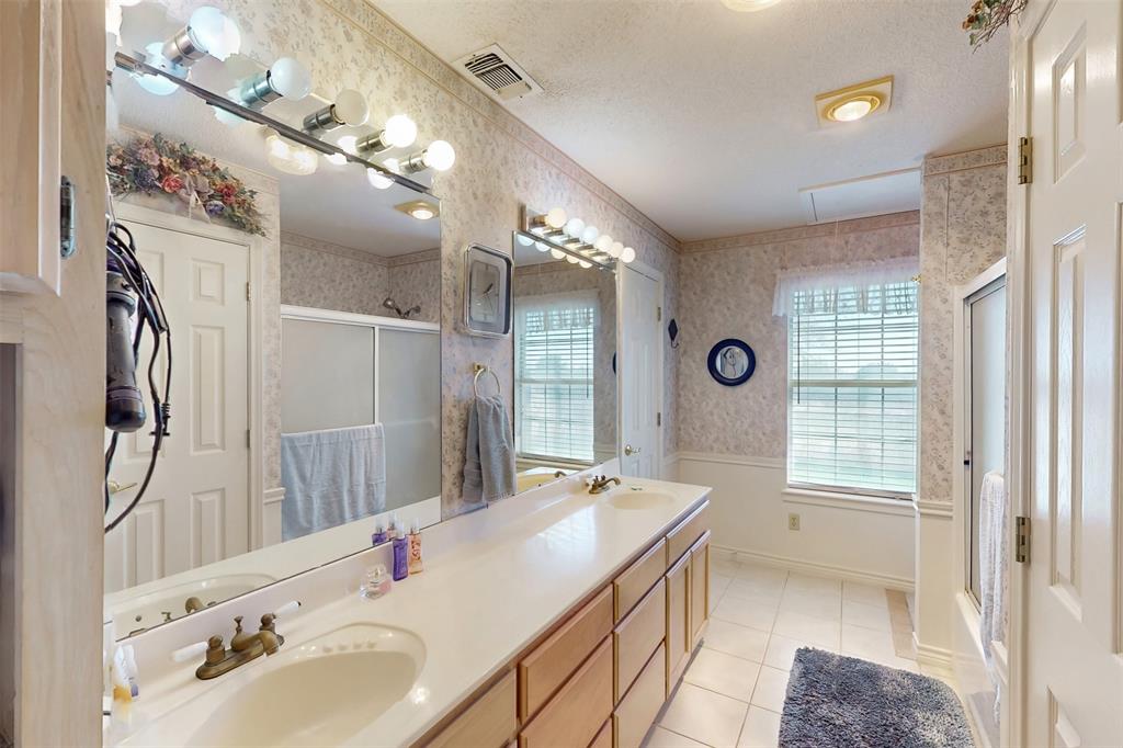 1208 Private Road 1399
