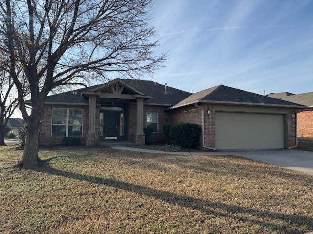 3 bedroom home in the Heatherwood addition off SE 4th & Bryant in Moore next to Veteran's Park.  Open floor design with tall windows and  brand new carpet throughout.  Gas fireplace as the focal point in the living room, flows into the dining area accessing the backdoor. The kitchen features an electric range, dishwasher and disposal with a large corner pantry.  Utility room has a drop zone and window.  Master suite to the back of the home with double vanity, jetted tub, separate shower and walk in closet with off season 3rd rack storage.  The secondary bedrooms are on the opposite side of the home for privacy.  Corner lot with fenced backyard, pet friendly with additional refundable pet deposit.