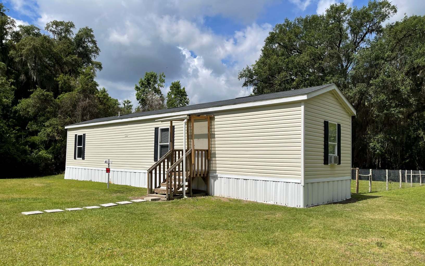 Live Oak Real Estate 4683 183Rd Lane Live Oak ,FL available for