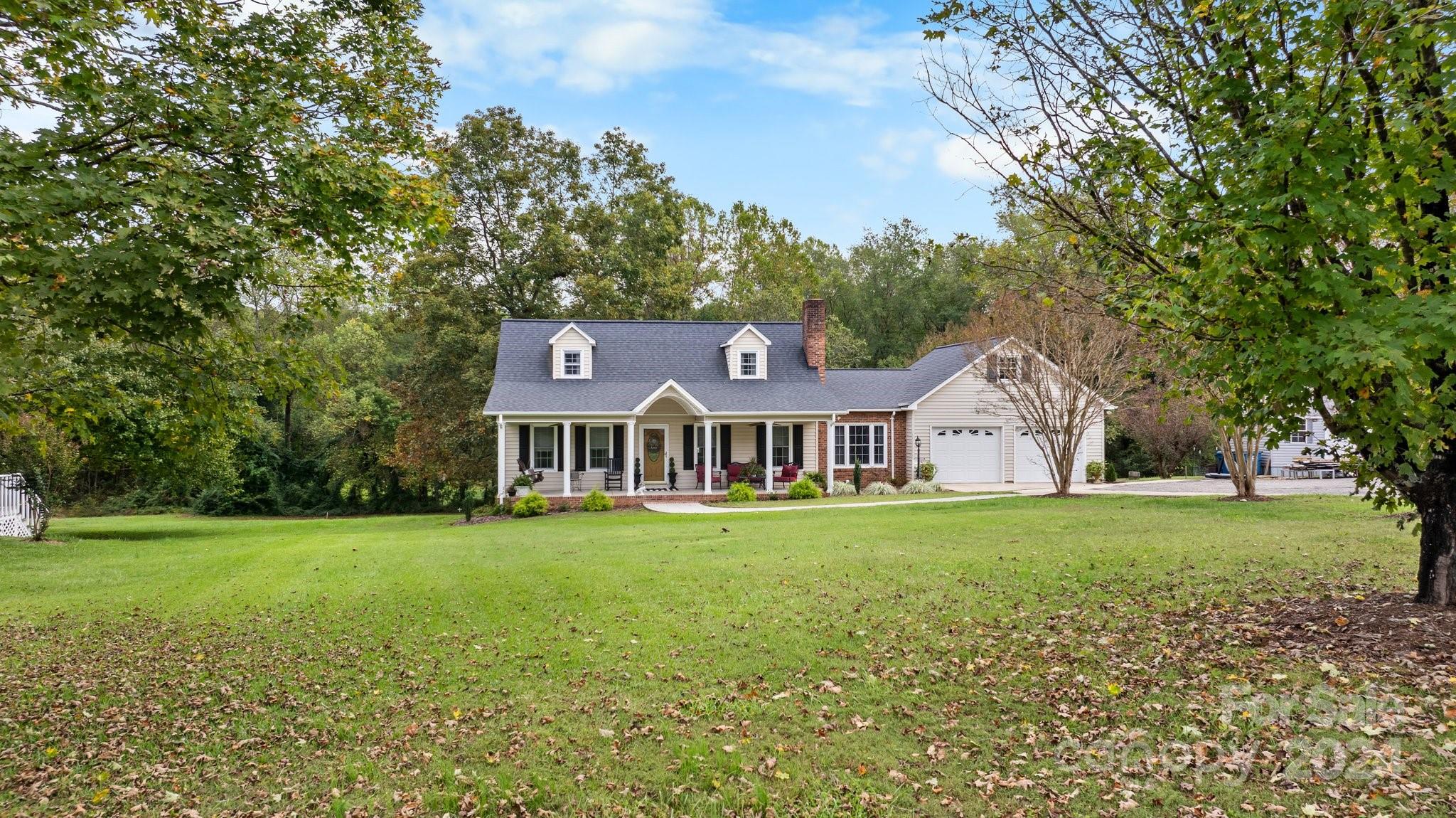 2461 Walt Arney Road