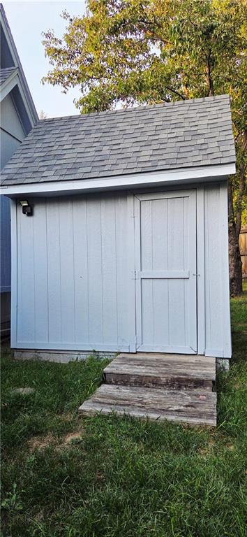 1507 Amesbury Avenue