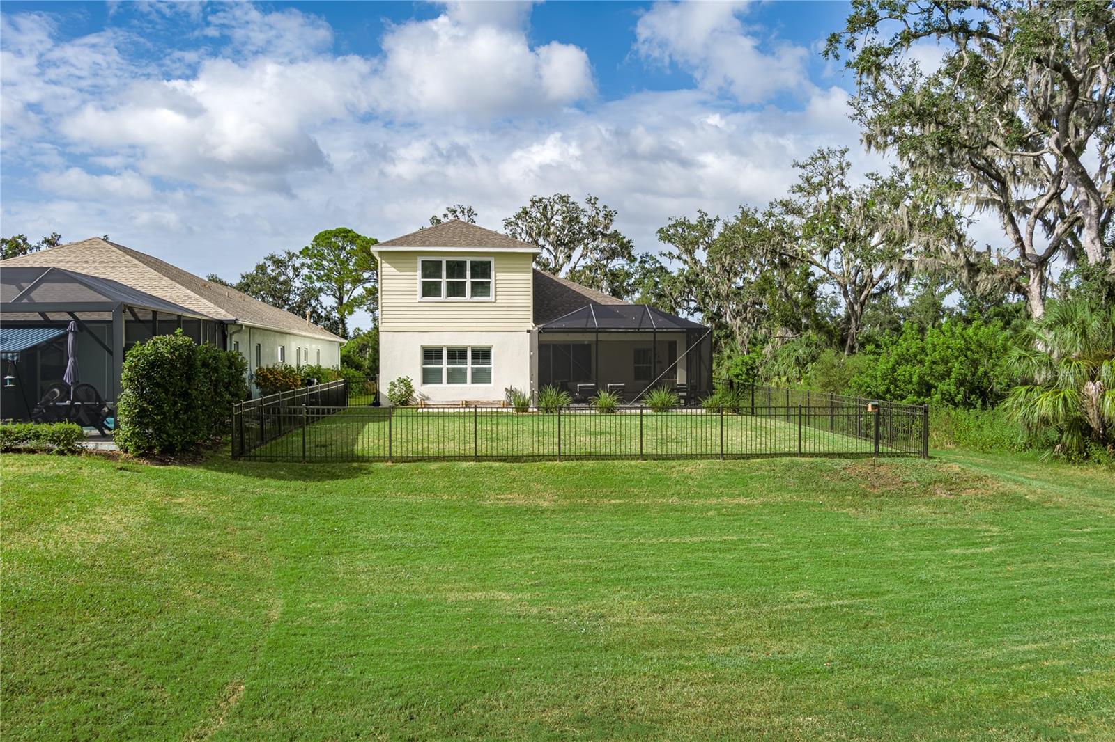 4446 Rustling Pines Terrace