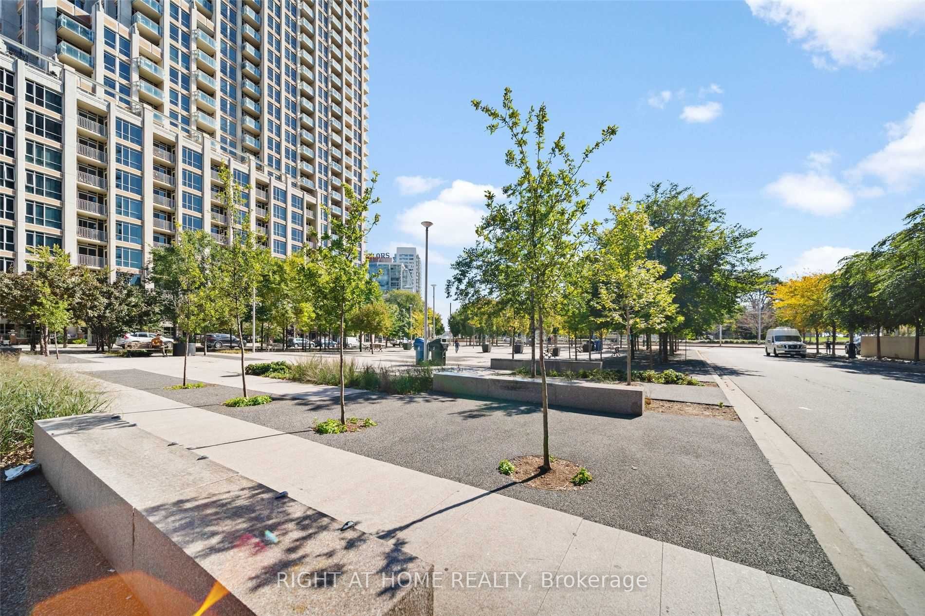 209 Fort York Blvd 665