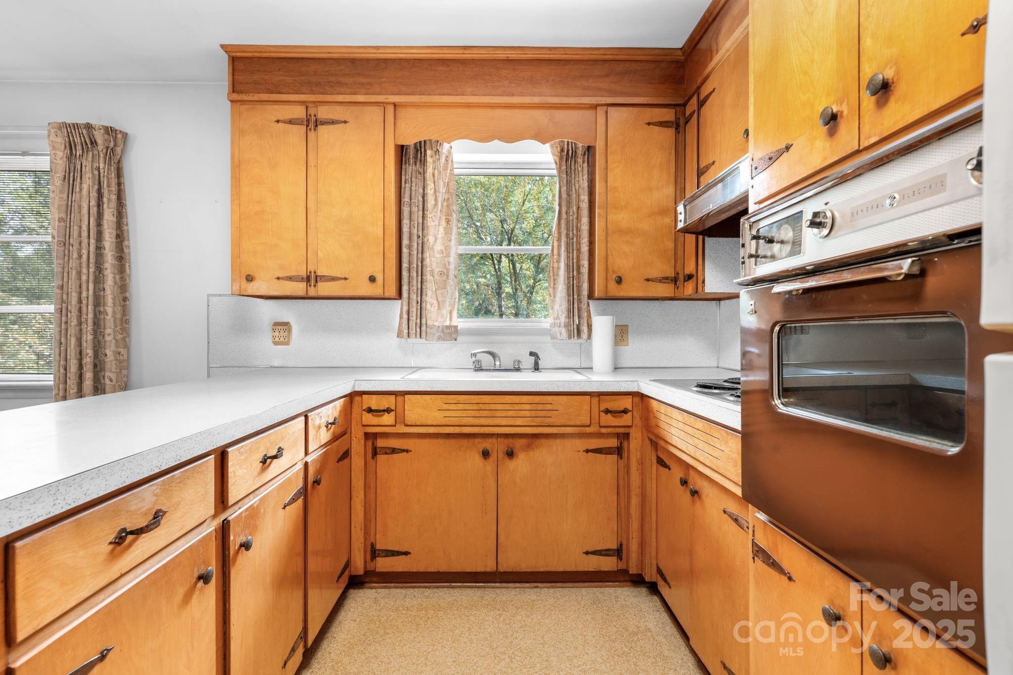 4955 Midway Sand Road