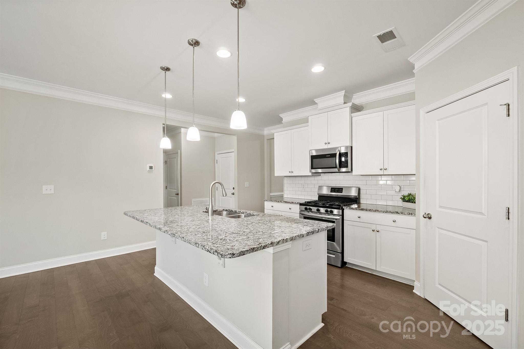 3692 Summer Haven Drive