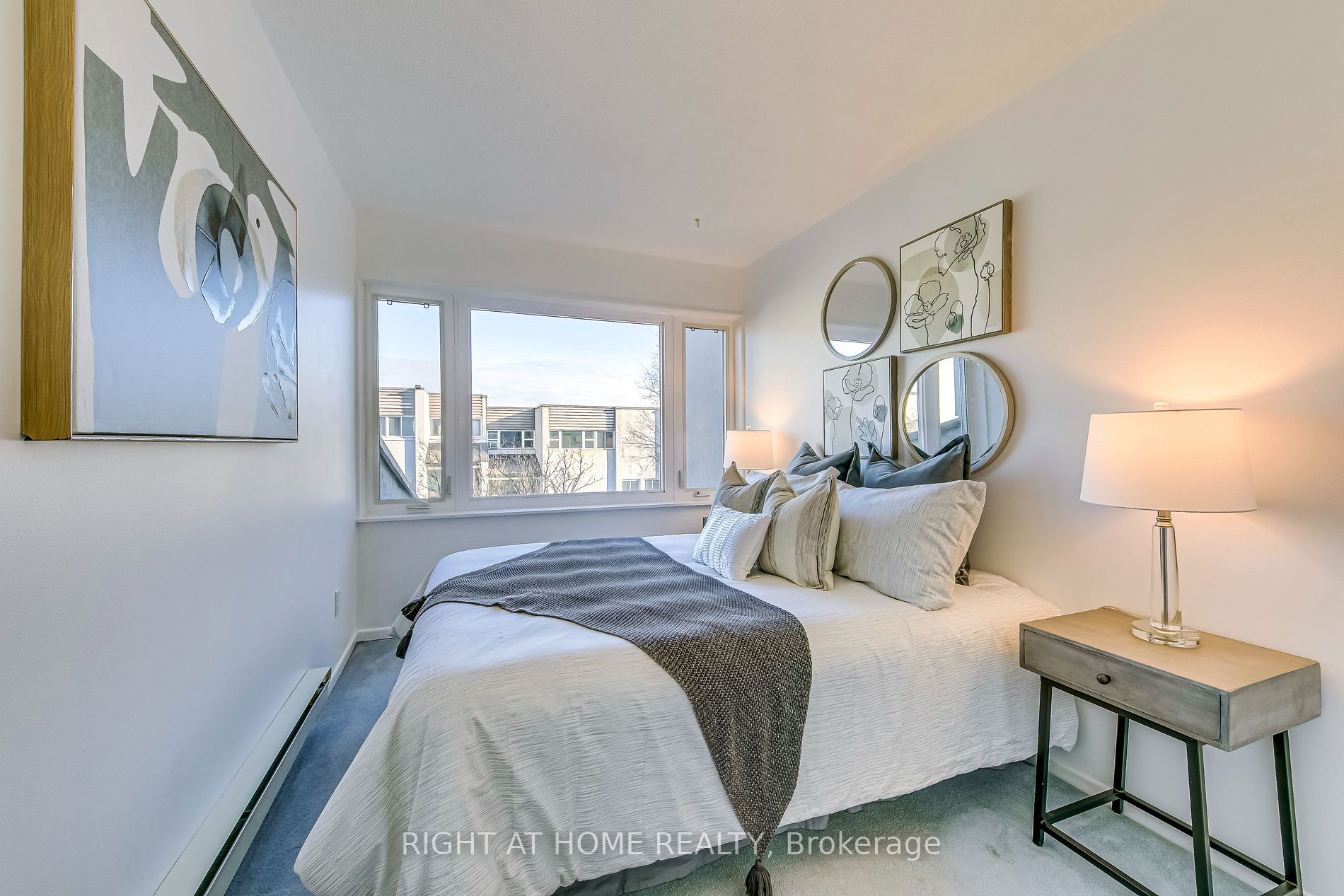 1055 E Dundas St 202